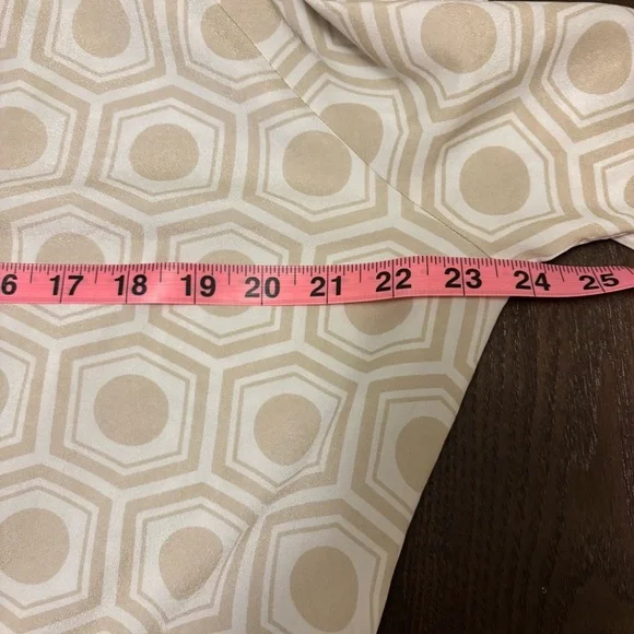 New York & Company Cream Geometric Long Sleeve Blouse - Picture 13 of 15